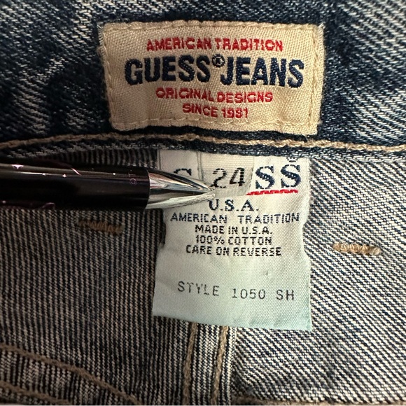 Vintage Guess Jeans - Picture 10 of 11